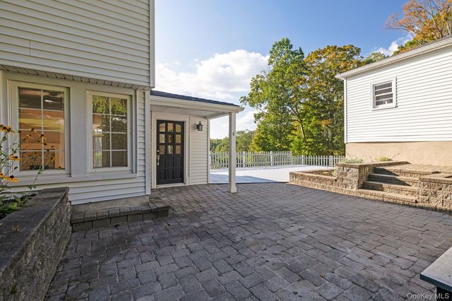 8 Highland Street, Patterson, NY 12563