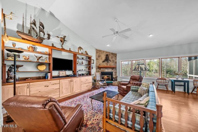 342 Ripshin Lake Road, Roan Mountain, TN 37687