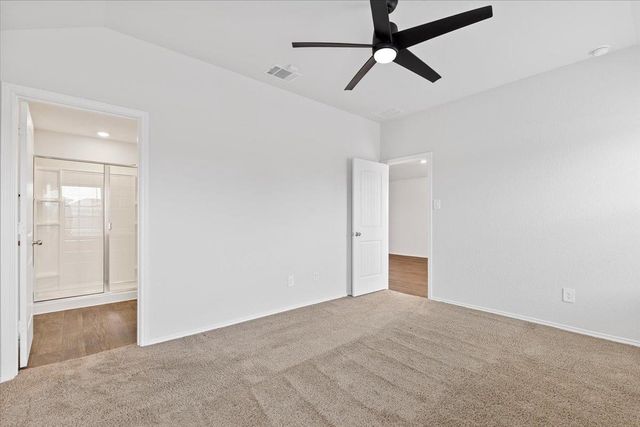 228 Skipping Stone LN, San Marcos, TX 78666