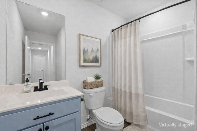 228 Skipping Stone LN, San Marcos, TX 78666