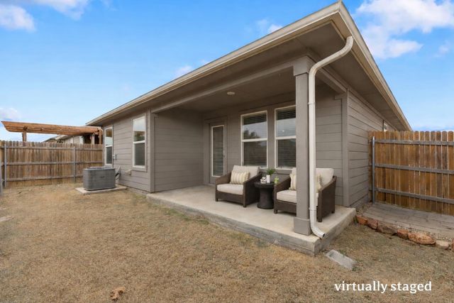 228 Skipping Stone LN, San Marcos, TX 78666