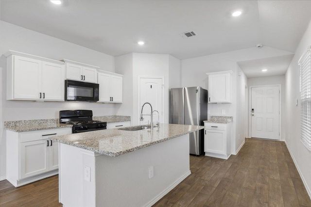 228 Skipping Stone LN, San Marcos, TX 78666