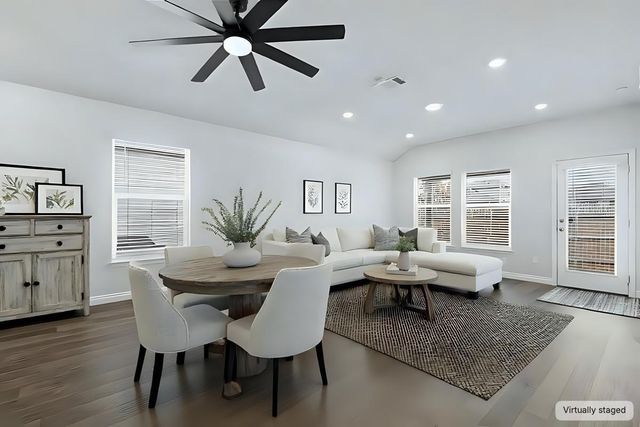 228 Skipping Stone LN, San Marcos, TX 78666