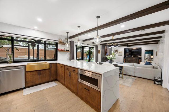 8707 PRIMROSE LN, Austin, TX 78757