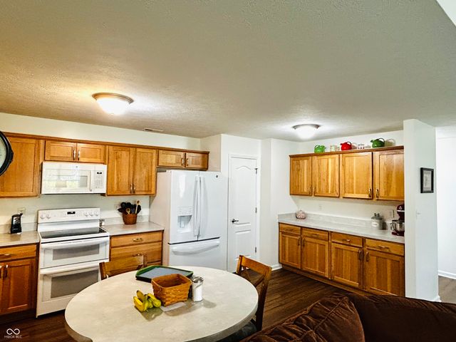 1721 Senior Court, Shelbyville, IN 46176