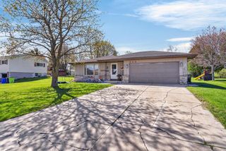 823 Tyler ROAD, Howards Grove, WI 53083