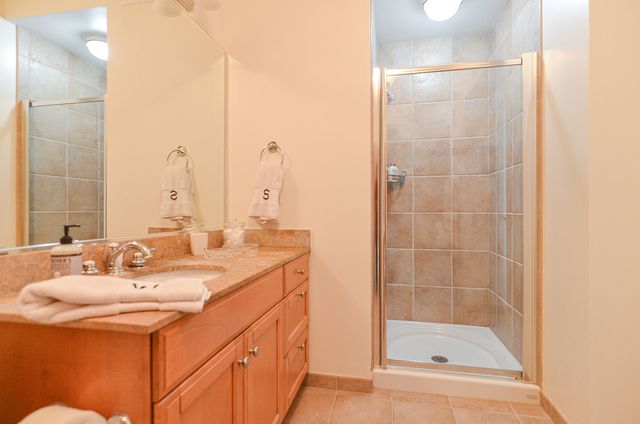 25 E Superior Street 3701, Chicago, IL 60611