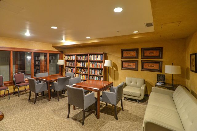25 E Superior Street 3701, Chicago, IL 60611