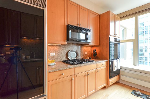 25 E Superior Street 3701, Chicago, IL 60611