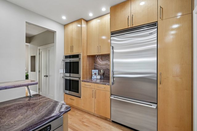 81 Riverwalk Way Unit 2A, Manchester, NH 03101
