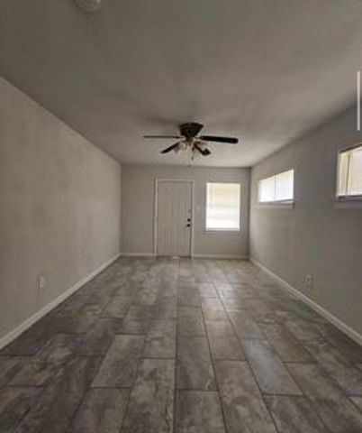 3837 Mount Pleasant St, Houston, TX 77021