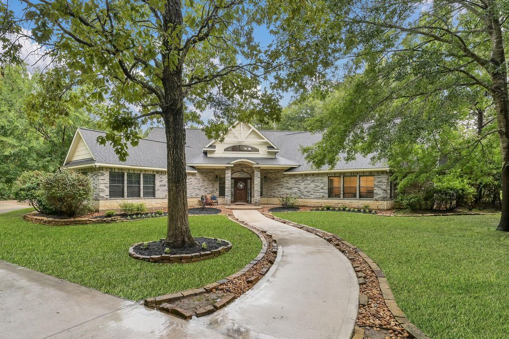11304 Monarchs Way, Montgomery, TX 77316