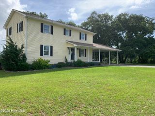 482 Vfw Road, Cedar Point, NC 28584