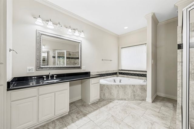 207 Tonkawa Trail, Corsicana, TX 75109