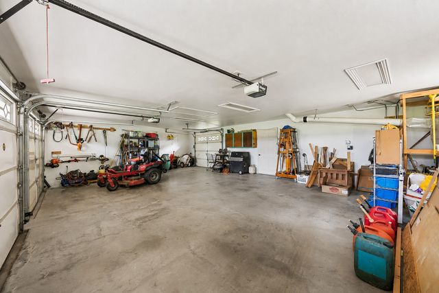207 Tonkawa Trail, Corsicana, TX 75109