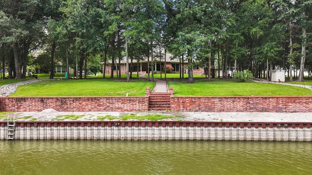 207 Tonkawa Trail, Corsicana, TX 75109