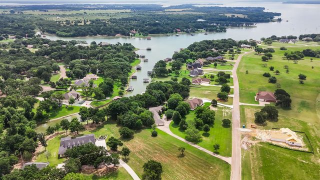 207 Tonkawa Trail, Corsicana, TX 75109