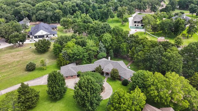 207 Tonkawa Trail, Corsicana, TX 75109