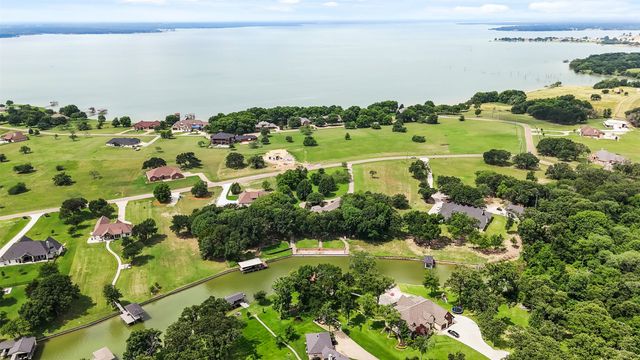 207 Tonkawa Trail, Corsicana, TX 75109