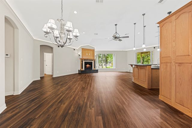207 Tonkawa Trail, Corsicana, TX 75109