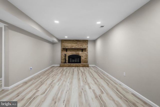 4223 AVON DRIVE, Montclair, VA 22025