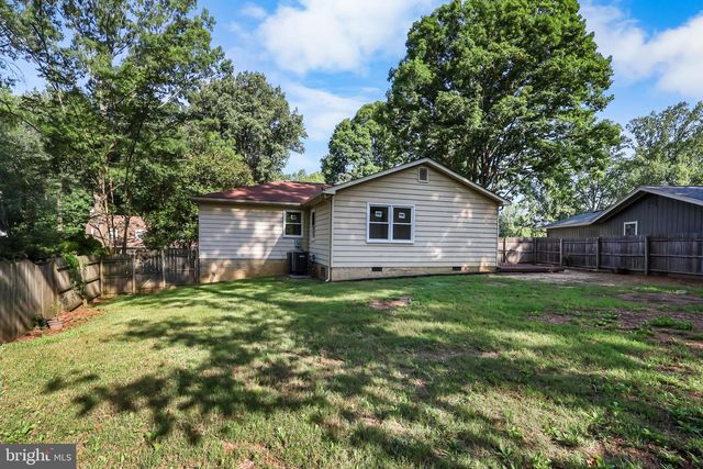 4223 AVON DRIVE, Montclair, VA 22025