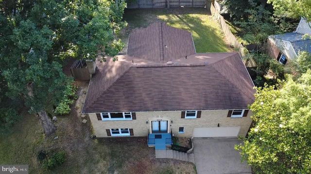4223 AVON DRIVE, Montclair, VA 22025