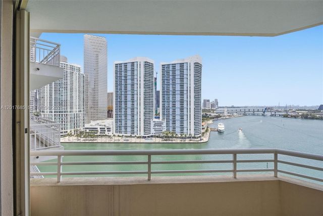 888 Brickell Key Dr 2010, Miami, FL 33131