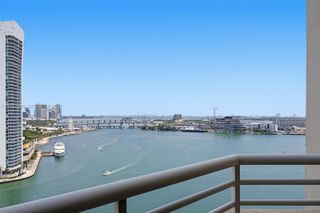 888 Brickell Key Dr 2010, Miami, FL 33131
