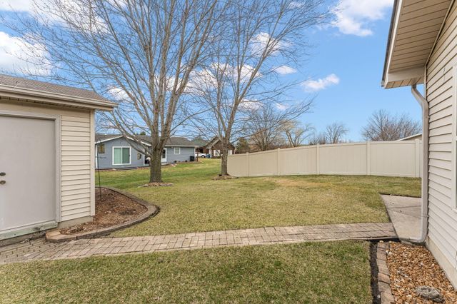 9709 W 134th Place, Cedar Lake, IN 46303