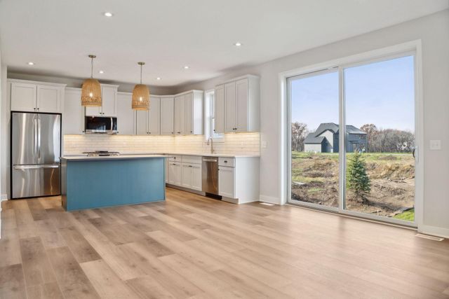 6188 Harkness Lane S, Cottage Grove, MN 55016