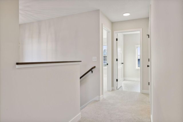 6188 Harkness Lane S, Cottage Grove, MN 55016