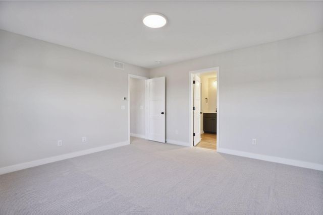 6188 Harkness Lane S, Cottage Grove, MN 55016