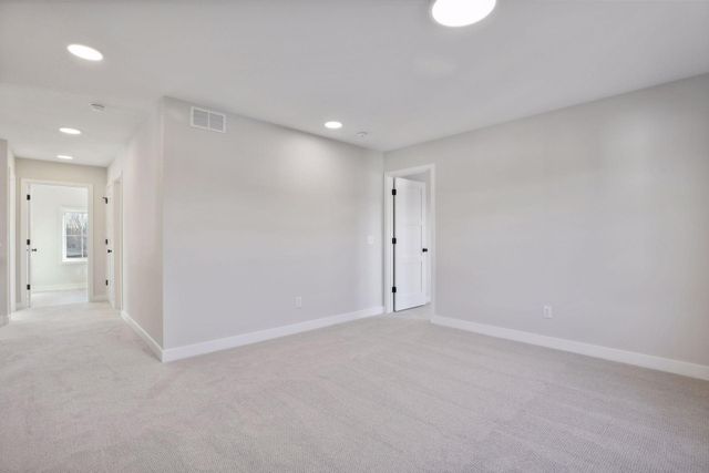 6188 Harkness Lane S, Cottage Grove, MN 55016