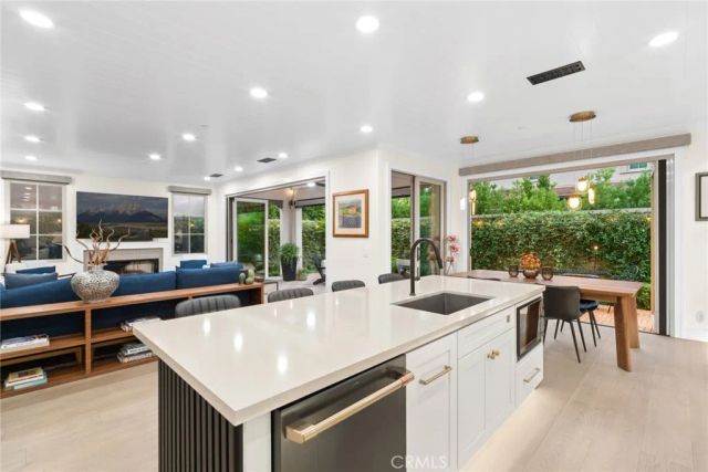 29 Lupari, Irvine, CA 92618