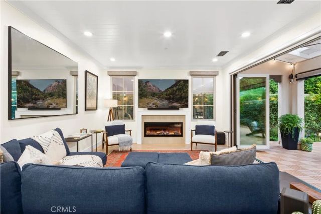 29 Lupari, Irvine, CA 92618