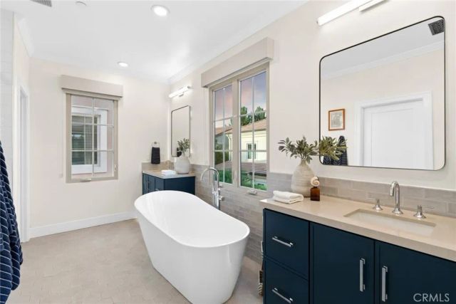 29 Lupari, Irvine, CA 92618