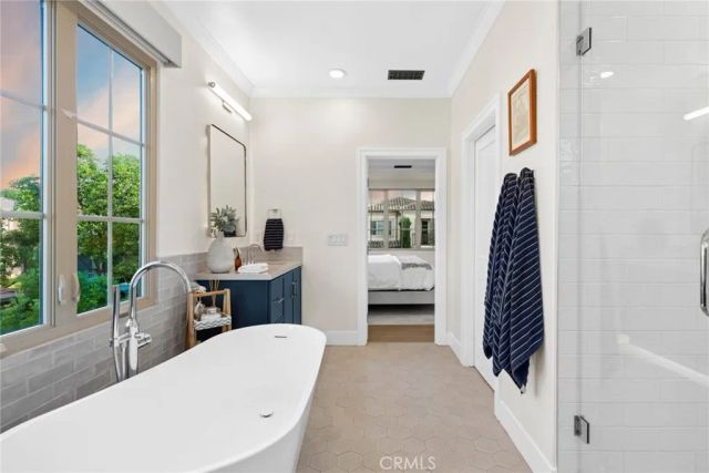 29 Lupari, Irvine, CA 92618