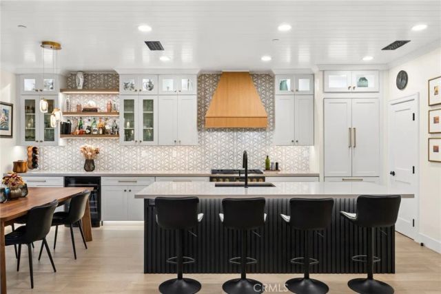 29 Lupari, Irvine, CA 92618
