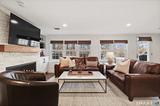 72 Barclay Drive, Stamford, CT 06903