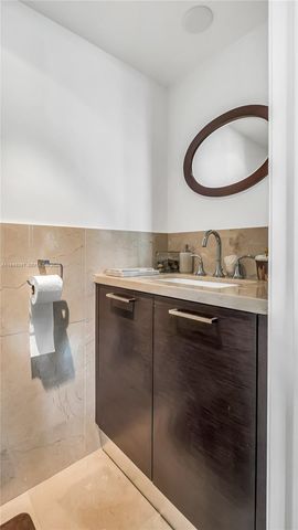 10090 Bay Harbor Ter 10090, Bay Harbor Islands, FL 33154