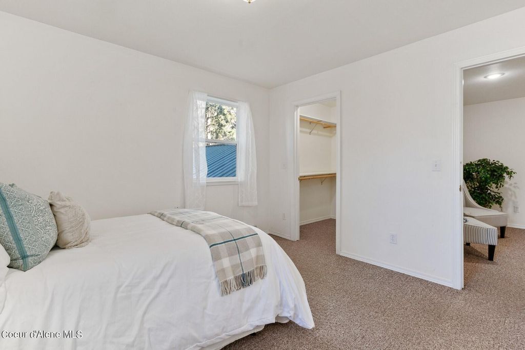 71 Freeman Ln, Hope, ID 83836 photo 13