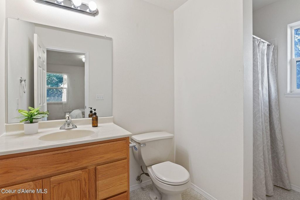 71 Freeman Ln, Hope, ID 83836 photo 14