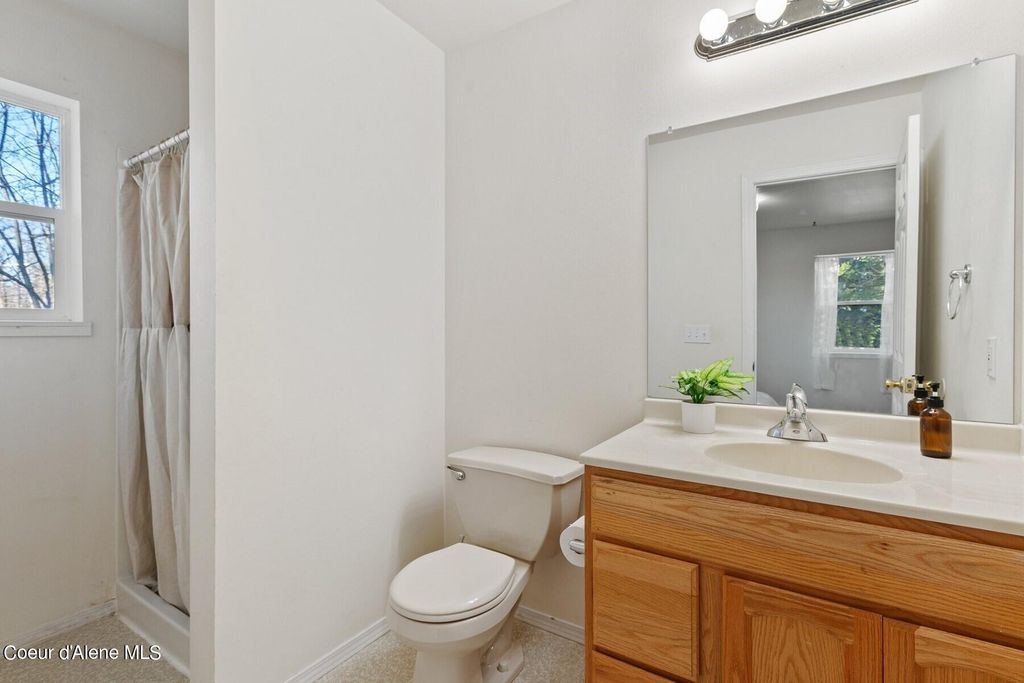 71 Freeman Ln, Hope, ID 83836 photo 18