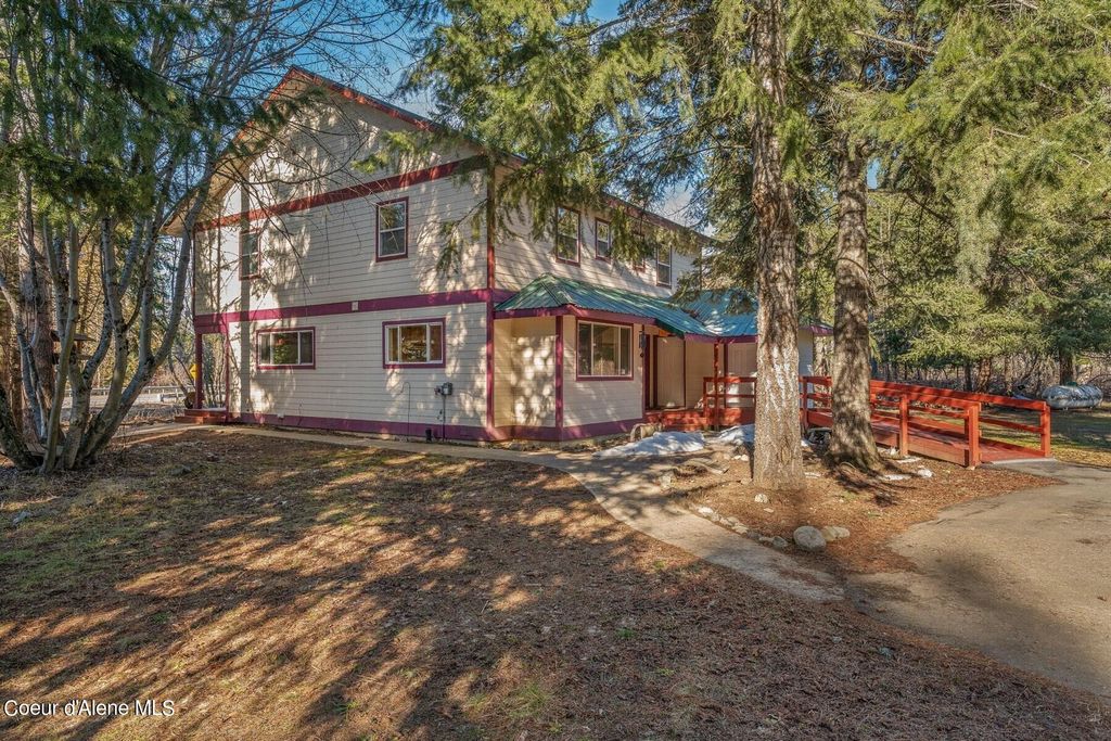 71 Freeman Ln, Hope, ID 83836 photo 2