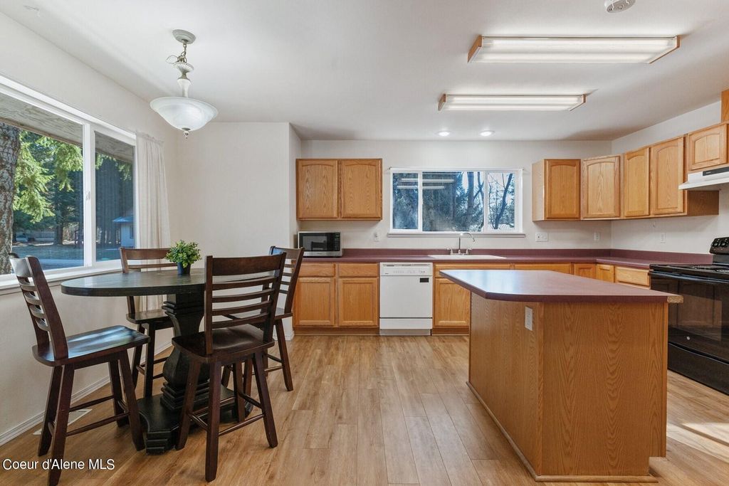 71 Freeman Ln, Hope, ID 83836 photo 7