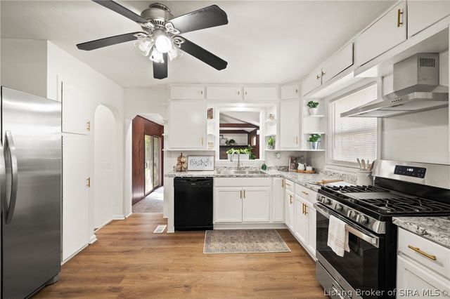 806 Elmwood Avenue, New Albany, IN 47150