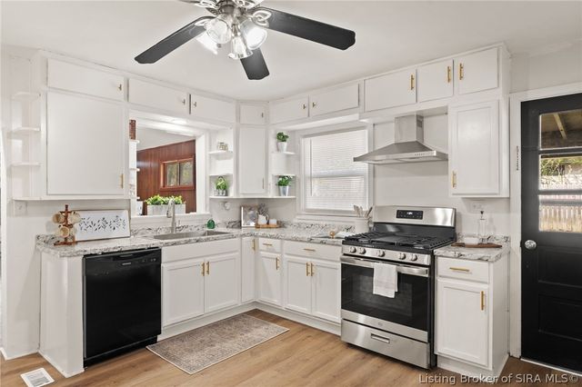 806 Elmwood Avenue, New Albany, IN 47150