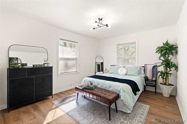 806 Elmwood Avenue, New Albany, IN 47150