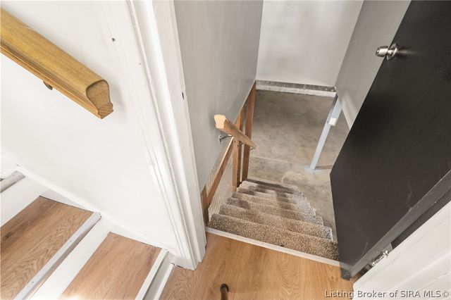 806 Elmwood Avenue, New Albany, IN 47150